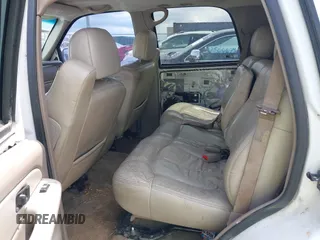 2002 Chevrolet Tahoe LS with VIN 1GNEK13Z22R143490, listed as a IAAI auction lot 42609711 with 323,388 mi miles and . Bid and sale history available at DreamBid. Image 8.