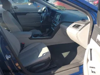 2019 Hyundai Sonata Sport with VIN 5NPE34AF4KH804430, listed as a IAAI auction lot 41663733 with 51,297 mi miles. Bid and sale history available at carsss.com. Image 5.