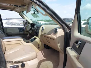 2005 Ford Expedition Special Service with VIN 1FMPU15545LA64184, listed as a IAAI auction lot 42535728 with 190,389 mi miles and . Bid and sale history available at DreamBid. Image 5.