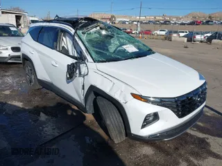 2022 Hyundai Tucson Limited with VIN 5NMJECAE5NH027087, listed as a IAAI auction lot 40995326 with 15,083 mi miles. Bid and sale history available at carsss.com. Image 1.