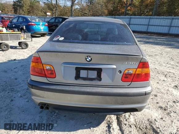 2004 BMW 3 Series 330i with VIN WBAEV53484KM07672, listed as a Copart auction lot 83560464 with 68,514 mi miles and Salvage Title. Bid and sale history available at carsss.com. Image 6.