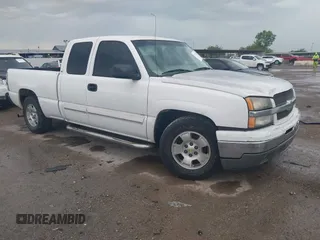 2005 Chevrolet Silverado 1500 with VIN 1GCEC10X15Z119570, listed as a IAAI auction lot 42153173 with Not Provided miles and . Bid and sale history available at DreamBid. Image 1.