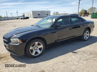 2014 Dodge Charger Police z VIN 2C3CDXAT7EH279232, wystawiony jako Copart lot #56369145 z przebiegiem 125 132 mil mil oraz Czysty tytuł • Clean title. Historia ofert i sprzedaży dostępna na DreamBid. Obrazek 1.