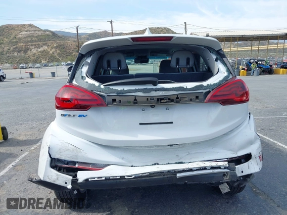 2020 Chevrolet Bolt EV LT z VIN 1G1FY6S06L4129658, wystawiony jako IAAI lot #42372460 z przebiegiem 43 417 mil mil oraz . Historia ofert i sprzedaży dostępna na DreamBid. Obrazek 6.