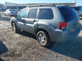 2008 Mitsubishi Endeavor LS with VIN 4A4MN21S98E025632, listed as a IAAI auction lot 41715672 with 213,217 mi miles. Bid and sale history available at carsss.com. Image 3.