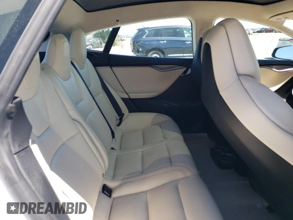 2019 Tesla Model S 75D с VIN 5YJSA1E26KF311667, выставлен на аукционе Copart как лот 56960275 с пробегом 108 495 миль миль и Списание • Salvage title. История ставок и продаж доступна на DreamBid. Изображение 10.