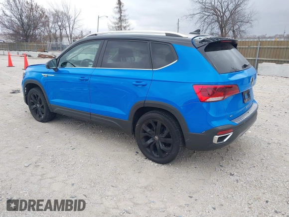 2023 Volkswagen Taos SE z VIN 3VVNX7B23PM344536, wystawiony jako IAAI lot #41069761 z przebiegiem 23 911 mil mil oraz . Historia ofert i sprzedaży dostępna na DreamBid. Obrazek 3.