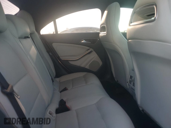 2014 Mercedes-Benz CLA 250 с VIN WDDSJ4EB4EN044834, выставлен на аукционе Copart как лот 69388584 с пробегом 102 595 миль миль и Чистый • Clean title. История ставок и продаж доступна на DreamBid. Изображение 10.
