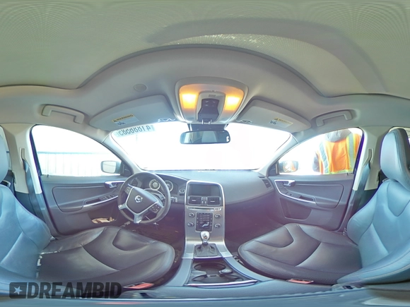 2013 Volvo XC60 T6 z VIN YV4902DZ5D2445725, wystawiony jako Copart lot #41886585 z przebiegiem 96 094 mil mil oraz Szkoda całkowita • Salvage title. Historia ofert i sprzedaży dostępna na DreamBid. Obrazek 13.