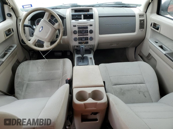 2010 Ford Escape XLT с VIN 1FMCU0D72AKD21676, выставлен на аукционе Copart как лот 55268255 с пробегом 172 355 миль миль и Списание • Salvage title. История ставок и продаж доступна на DreamBid. Изображение 8.