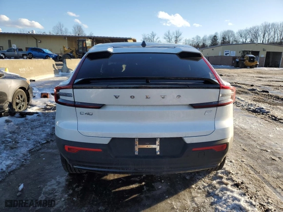 2024 Volvo C40 Recharge Pure Electric Plus with VIN YV4ER3GL7R2096205, listed as a Copart auction lot 45416275 with 0 mi miles and Salvage Title. Bid and sale history available at carsss.com. Image 6.