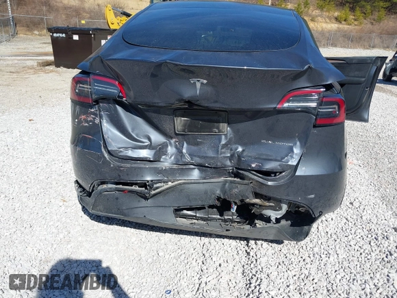 2023 Tesla Model Y Long Range with VIN 7SAYGAEE7PF971620, listed as a IAAI auction lot 41654688 with Not Provided miles and . Bid and sale history available at DreamBid. Image 6.