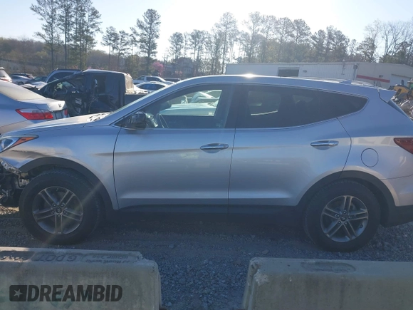 2017 Hyundai Santa Fe 2.4L z VIN 5XYZT3LB3HG398971, wystawiony jako IAAI lot #41844623 z przebiegiem 173 000 mil mil oraz . Historia ofert i sprzedaży dostępna na DreamBid. Obrazek 14.