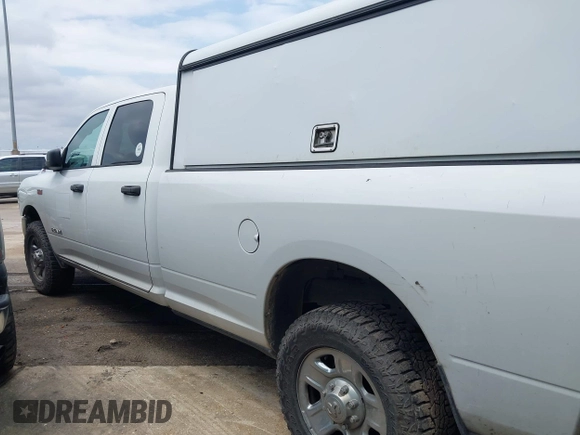 2019 Ram 2500 Tradesman with VIN 3C6UR4HJ9KG600789, listed as a IAAI auction lot 42057857 with 177,514 mi miles. Bid and sale history available at carsss.com. Image 15.