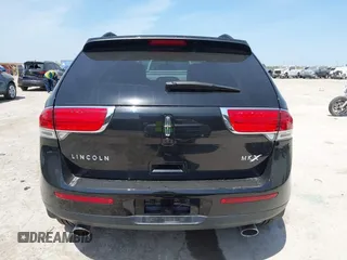 2013 Lincoln MKX with VIN 2LMDJ6JK6DBL44437, listed as a IAAI auction lot 41867123 with 89,386 mi miles and . Bid and sale history available at carsss.com. Image 17.