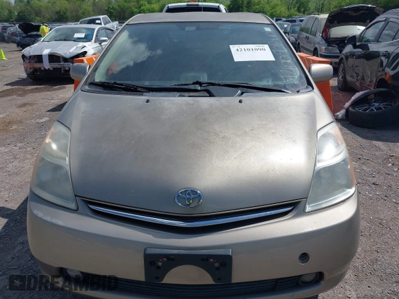 2006 Toyota Prius with VIN JTDKB20U667543726, listed as a IAAI auction lot 42101090 with 196,358 mi miles. Bid and sale history available at carsss.com. Image 6.