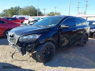 2019 Kia Sorento L with VIN 5XYPG4A37KG542090, listed as a IAAI auction lot 41226887 with 105,628 mi miles. Bid and sale history available at carsss.com. Image 17.