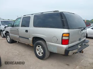 2005 Chevrolet Suburban Z71 z VIN 3GNFK16Z15G178686, wystawiony jako IAAI lot #42437360 z przebiegiem 262 094 mil mil oraz . Historia ofert i sprzedaży dostępna na DreamBid. Obrazek 3.