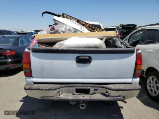 2000 Chevrolet Silverado 1500 LS with VIN 2GCEK19T2Y1156978, listed as a Copart auction lot 63539884 with 209,759 mi miles and Salvage Title. Bid and sale history available at carsss.com. Image 6.