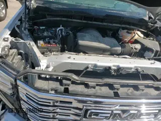 2022 GMC Sierra 1500 Denali with VIN 1GTUUGEL1NZ507512, listed as a Copart auction lot 64334205 with 23,542 mi miles and Salvage title. Bid and sale history available at DreamBid. Image 13.