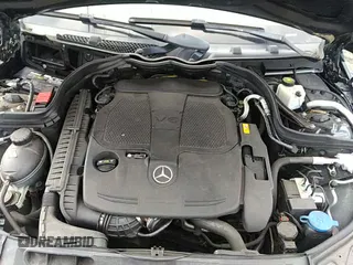 2014 Mercedes-Benz C 300 Sport z VIN WDDGF8AB6ER321318, wystawiony jako IAAI lot #41542545 z przebiegiem 109 829 mil mil oraz . Historia ofert i sprzedaży dostępna na DreamBid. Obrazek 19.