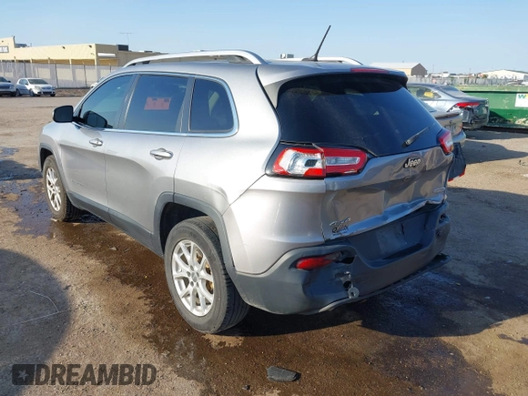 2016 Jeep Cherokee Latitude with VIN 1C4PJMCB5GW218166, listed as a IAAI auction lot 40458497 with 145,272 mi miles and . Bid and sale history available at carsss.com. Image 3.