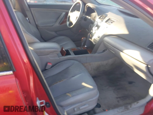 2008 Toyota Camry LE with VIN 4T1BK46K28U066181, listed as a IAAI auction lot 41190554 with 263,484 mi miles. Bid and sale history available at carsss.com. Image 5.