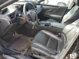 2022 Lexus ES 250 with VIN 58AD11D18NU008987, listed as a Copart auction lot 55146525 with 241,833 mi miles and Salvage title. Bid and sale history available at DreamBid. Image 7.
