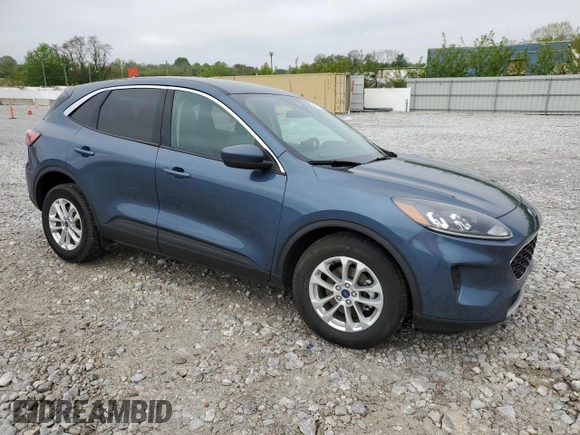 2020 Ford Escape SE z VIN 1FMCU9G66LUB61672, wystawiony jako Copart lot #56393285 z przebiegiem 53 631 mil mil oraz Szkoda całkowita • Salvage title. Historia ofert i sprzedaży dostępna na DreamBid. Obrazek 4.
