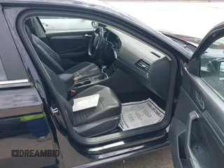 2024 Volkswagen Jetta SE with VIN 3VW7M7BU0RM059133, listed as a IAAI auction lot 42553729 with 13,091 mi miles and . Bid and sale history available at DreamBid. Image 5.