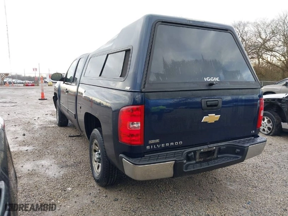 2011 Chevrolet Silverado 1500 LS with VIN 1GCRCREA6BZ352387, listed as a IAAI auction lot 41661151 with 112,523 mi miles. Bid and sale history available at carsss.com. Image 3.