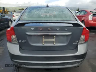 2010 Volvo S40 R-Design with VIN YV1672MH7A2513697, listed as a Copart auction lot 51437655 with 0 mi miles and Salvage Title. Bid and sale history available at carsss.com. Image 6.
