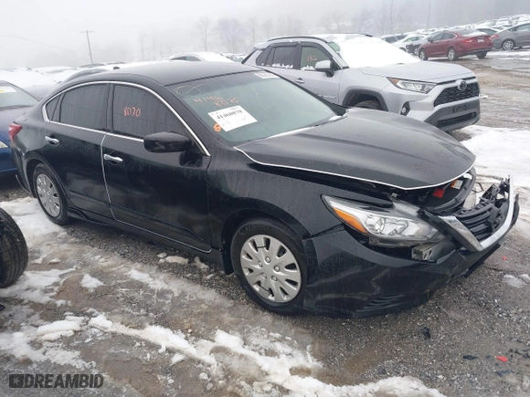 2018 Nissan Altima 2.5 SL with VIN 1N4AL3APXJC106616, listed as a IAAI auction lot 41468070 with 168,735 mi miles. Bid and sale history available at carsss.com. Image 1.
