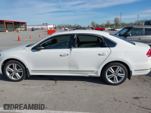 2015 Volkswagen Passat 2.0L TDI SEL Premium with VIN 1VWCV7A32FC057871, listed as a IAAI auction lot 41833501 with 151,754 mi miles. Bid and sale history available at carsss.com. Image 14.