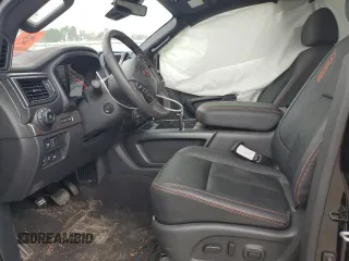 2024 Nissan Titan Pro-4X z VIN 1N6AA1ED3RN116454, wystawiony jako Copart lot #43611905 z przebiegiem 8 563 mil mil oraz Szkoda całkowita • Salvage title. Historia ofert i sprzedaży dostępna na DreamBid. Obrazek 7.