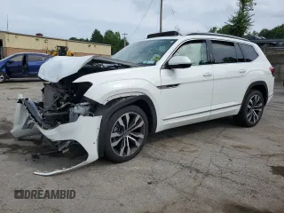 2022 Volkswagen Atlas SEL Premium R-Line z VIN 1V2FR2CA8NC502145, wystawiony jako Copart lot #64388755 z przebiegiem Nie podano mil oraz Szkoda całkowita • Salvage title. Historia ofert i sprzedaży dostępna na DreamBid. Obrazek 1.