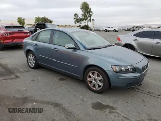 2005 Volvo S40 with VIN YV1MS682552054517, listed as a Copart auction lot 72760444 with 115,527 mi miles and Salvage Title. Bid and sale history available at carsss.com. Image 4.