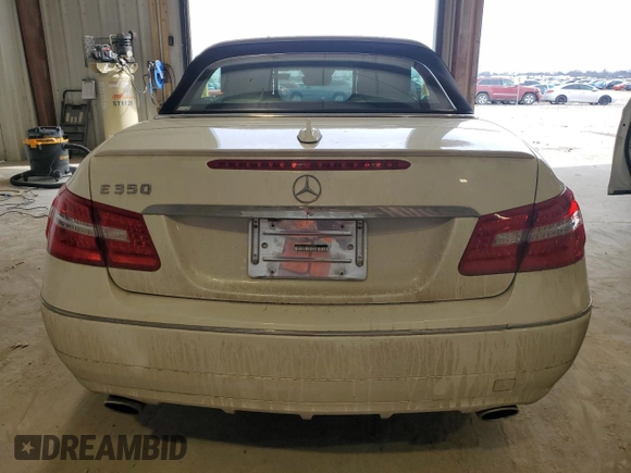 2011 Mercedes-Benz E 350 with VIN WDDKK5GFXBF080696, listed as a Copart auction lot 47442285 with 75,497 mi miles and Salvage title. Bid and sale history available at DreamBid. Image 6.