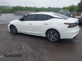 2020 Nissan Maxima S with VIN 1N4AA6BV4LC364136, listed as a IAAI auction lot 42195018 with 38,941 mi miles and . Bid and sale history available at DreamBid. Image 3.