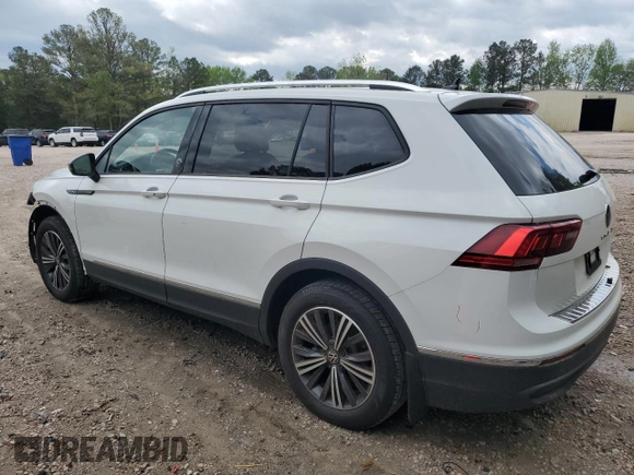 2024 Volkswagen Tiguan with VIN 3VVTB7AX3RM233619, listed as a Copart auction lot 51043355 with 1,002 mi miles and Salvage title. Bid and sale history available at DreamBid. Image 2.