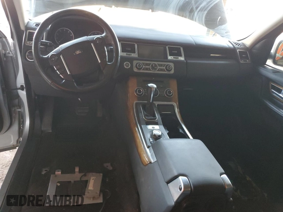 2010 Land Rover Range Rover Sport HSE with VIN SALSF2D49AA215834, listed as a Copart auction lot 48585095 with Not provided miles and Clean title. Bid and sale history available at DreamBid. Image 8.