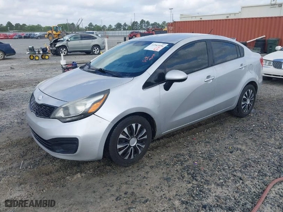 2015 Kia Rio LX with VIN KNADM4A32F6500489, listed as a IAAI auction lot 41943956 with 195,493 mi miles. Bid and sale history available at carsss.com. Image 2.
