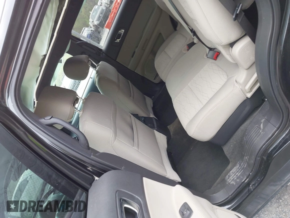 2013 Ford Explorer z VIN 1FM5K8B84DGC68866, wystawiony jako IAAI lot #42037416 z przebiegiem 73 030 mil mil oraz . Historia ofert i sprzedaży dostępna na DreamBid. Obrazek 8.