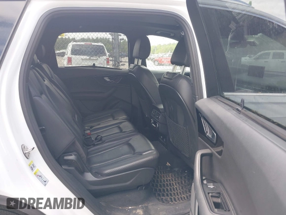 2018 Audi Q7 Premium Plus with VIN WA1LAAF70JD031855, listed as a IAAI auction lot 42267620 with 39,334 mi miles and . Bid and sale history available at DreamBid. Image 8.