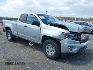 2019 Chevrolet Colorado 2WD Work Truck with VIN 1GCHSBEA0K1124986, listed as a IAAI auction lot 42044260 with 423,212 mi miles. Bid and sale history available at carsss.com. Image 1.