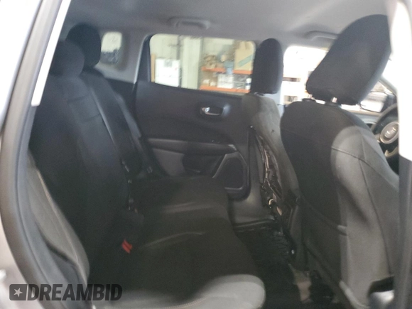 2018 Jeep Compass Sport z VIN 3C4NJCAB7JT240638, wystawiony jako Copart lot #58987085 z przebiegiem 70 310 mil mil oraz Szkoda całkowita • Salvage title. Historia ofert i sprzedaży dostępna na DreamBid. Obrazek 11.
