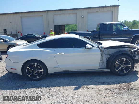 2018 Ford Mustang EcoBoost z VIN 1FA6P8TH2J5112959, wystawiony jako IAAI lot #42110990 z przebiegiem 97 088 mil mil oraz . Historia ofert i sprzedaży dostępna na DreamBid. Obrazek 13.