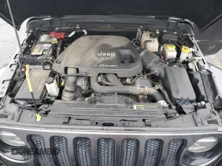 2020 Jeep Wrangler Unlimited Sahara Altitude with VIN 1C4HJXEM5LW293741, listed as a Copart auction lot 58801565 with 97,460 mi miles and Salvage title. Bid and sale history available at DreamBid. Image 12.