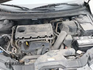2010 Kia Forte EX with VIN KNAFU4A26A5287755, listed as a IAAI auction lot 41983578 with 273,765 mi miles. Bid and sale history available at carsss.com. Image 10.