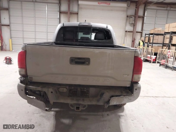 2018 Toyota Tacoma SR with VIN 3TMCZ5AN4JM178776, listed as a IAAI auction lot 41380777 with NaN miles. Bid and sale history available at carsss.com. Image 16.